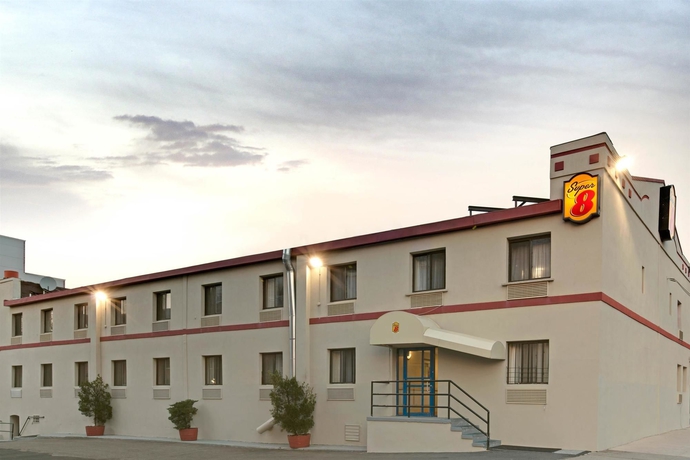 Imagen general del Hotel Super 8 by Wyndham Long Island City LGA Hotel. Foto 2