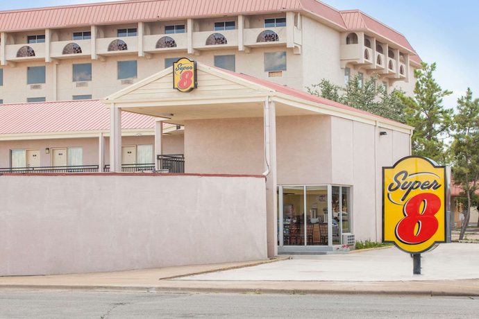 Imagen general del Hotel Super 8 by Wyndham Lubbock Civic Center North. Foto 1