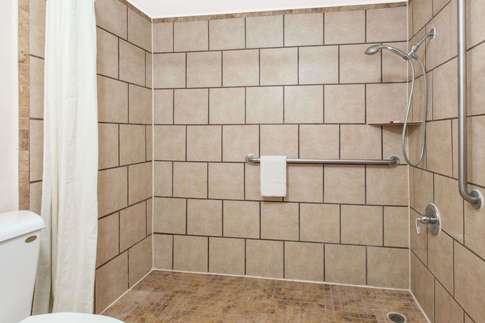 Imagen de la habitación del Hotel Super 8 by Wyndham Lubbock Civic Center North. Foto 15
