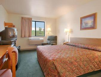 Imagen de la habitación del Hotel Super 8 by Wyndham Lynchburg VA. Foto 6