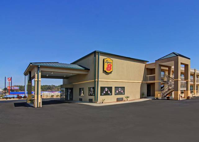 Imagen general del Hotel Super 8 by Wyndham Macon West. Foto 3