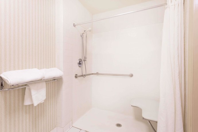 Imagen de la habitación del Hotel Super 8 by Wyndham Macon West. Foto 11