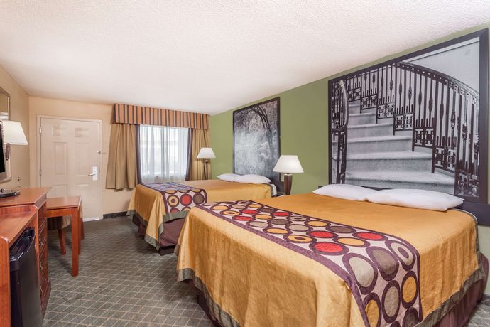 Imagen de la habitación del Hotel Super 8 by Wyndham Macon West. Foto 12
