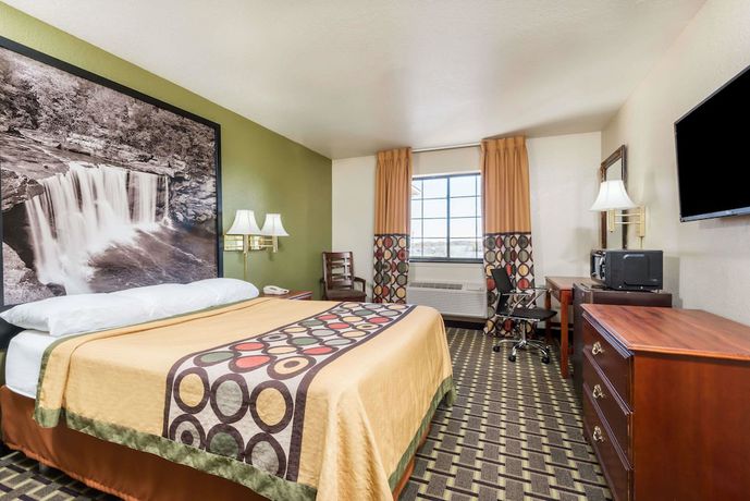 Imagen de la habitación del Hotel Super 8 by Wyndham Madison/Hanover Area. Foto 9