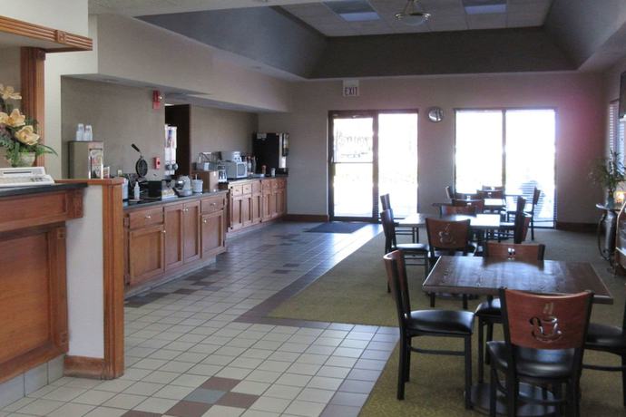 Imagen del bar/restaurante del Hotel Super 8 by Wyndham Manchester TN. Foto 3