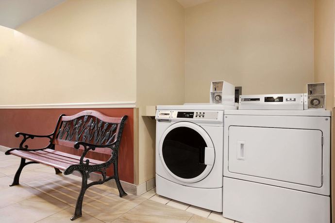 Imagen de los interiores del Hotel Super 8 by Wyndham Marana/Tucson Area. Foto 10