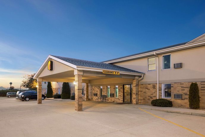 Imagen general del Hotel Super 8 by Wyndham Mattoon. Foto 3