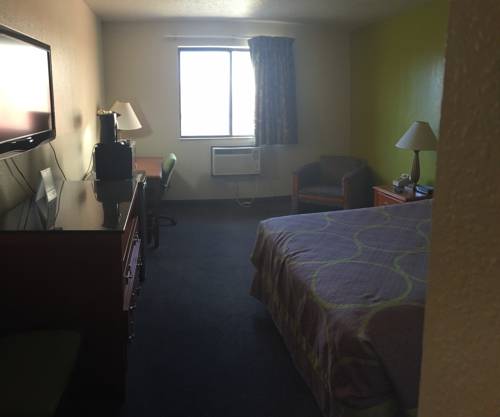 Imagen de la habitación del Hotel Super 8 by Wyndham Merrillville. Foto 16