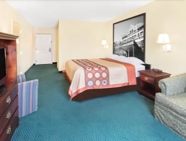 Imagen de la habitación del Hotel Super 8 by Wyndham Montgomery I-65. Foto 5