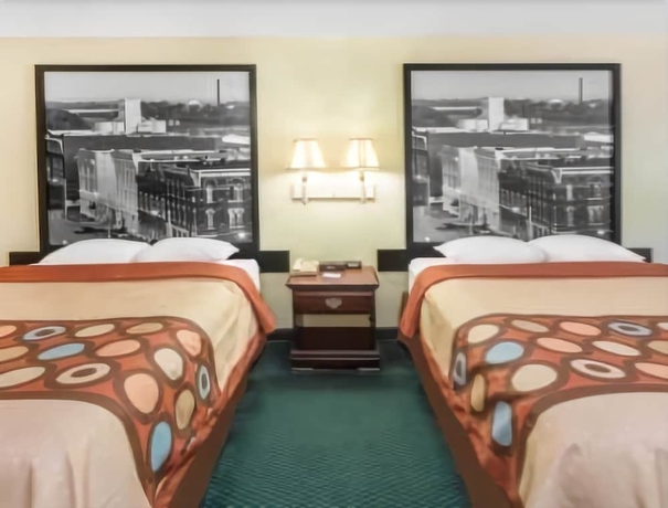 Imagen de la habitación del Hotel Super 8 by Wyndham Montgomery I-65. Foto 8