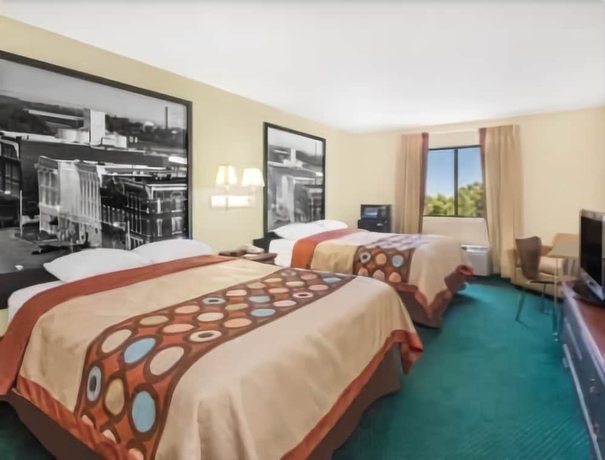 Imagen de la habitación del Hotel Super 8 by Wyndham Montgomery I-65. Foto 12