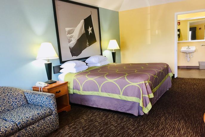 Imagen de la habitación del Hotel Super 8 by Wyndham Montgomery/ Lake Conroe. Foto 7