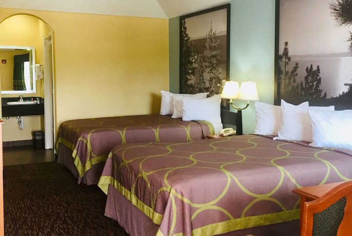 Imagen de la habitación del Hotel Super 8 by Wyndham Montgomery/ Lake Conroe. Foto 8