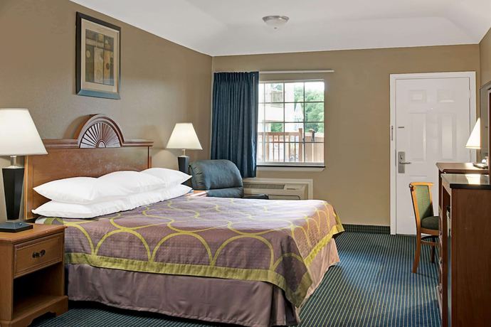Imagen de la habitación del Hotel Super 8 by Wyndham Montgomery/ Lake Conroe. Foto 9