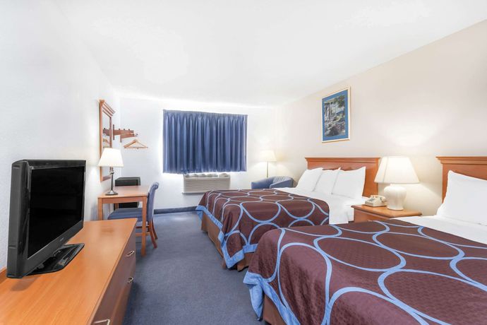 Imagen de la habitación del Hotel Super 8 by Wyndham Montgomery Maybrook. Foto 14