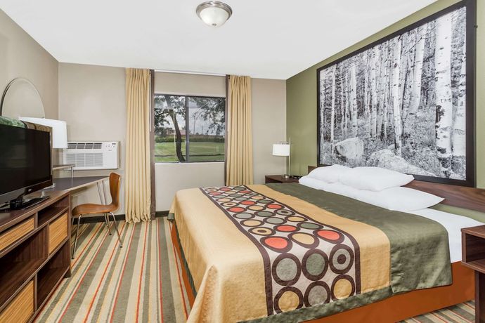 Imagen de la habitación del Hotel Super 8 by Wyndham Montrose. Foto 4