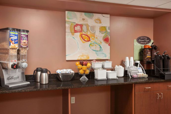 Imagen del bar/restaurante del Hotel Super 8 by Wyndham Mount Laurel. Foto 3