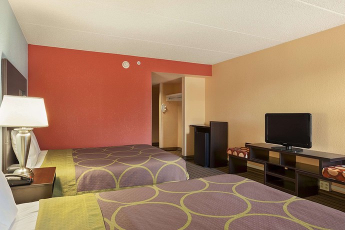 Imagen de la habitación del Hotel Super 8 by Wyndham Mount Laurel. Foto 6
