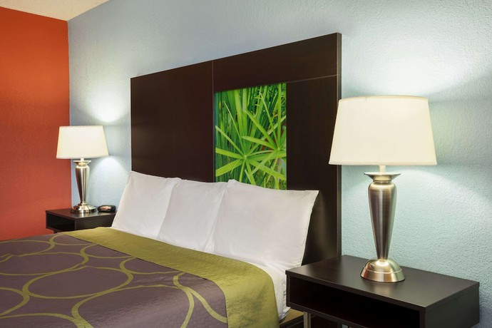 Imagen de la habitación del Hotel Super 8 by Wyndham Mount Laurel. Foto 8