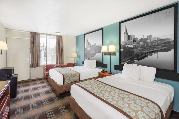 Imagen de la habitación del Hotel Super 8 by Wyndham Nashville Downtown. Foto 13
