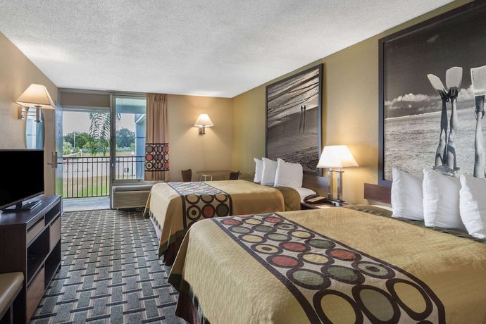 Imagen de la habitación del Hotel Super 8 by Wyndham Ocala I-75. Foto 2