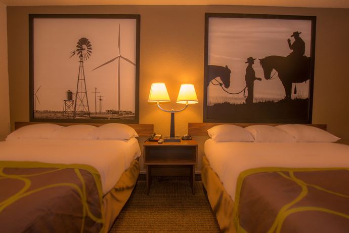 Imagen de la habitación del Hotel Super 8 by Wyndham Oklahoma Airport Fairgrounds West. Foto 6