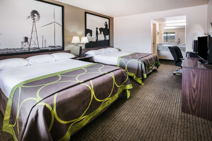 Imagen de la habitación del Hotel Super 8 by Wyndham Oklahoma Airport Fairgrounds West. Foto 8