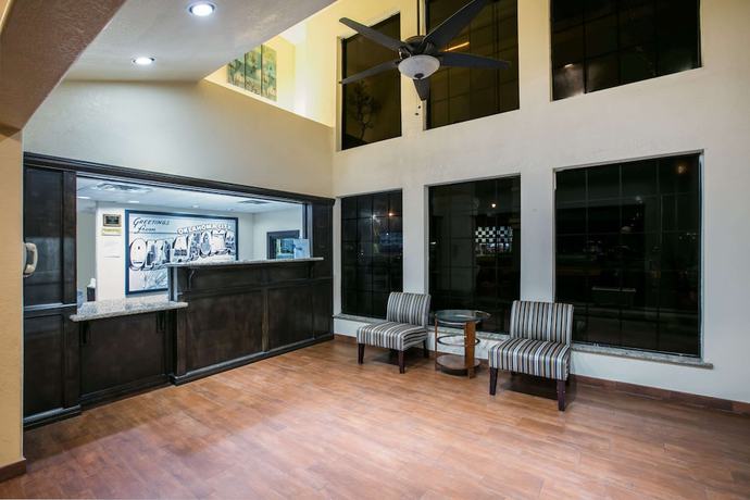 Imagen de los interiores del Hotel Super 8 by Wyndham Oklahoma Airport Fairgrounds West. Foto 20