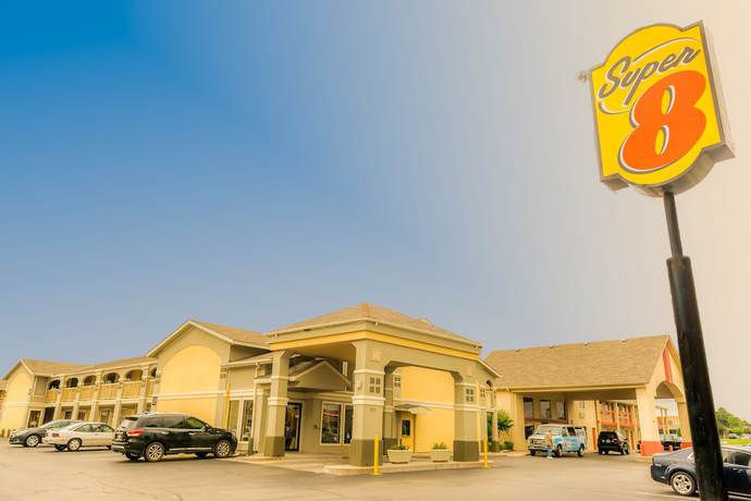 Imagen general del Hotel Super 8 by Wyndham Oklahoma Airport Fairgrounds West. Foto 1