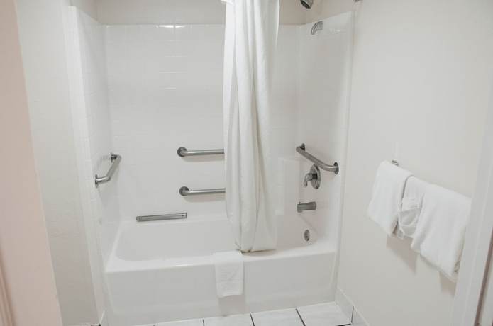 Imagen de la habitación del Hotel Super 8 by Wyndham Orlando International Drive. Foto 7