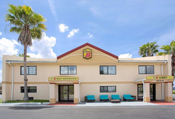 Imagen general del Hotel Super 8 by Wyndham Orlando International Drive. Foto 1