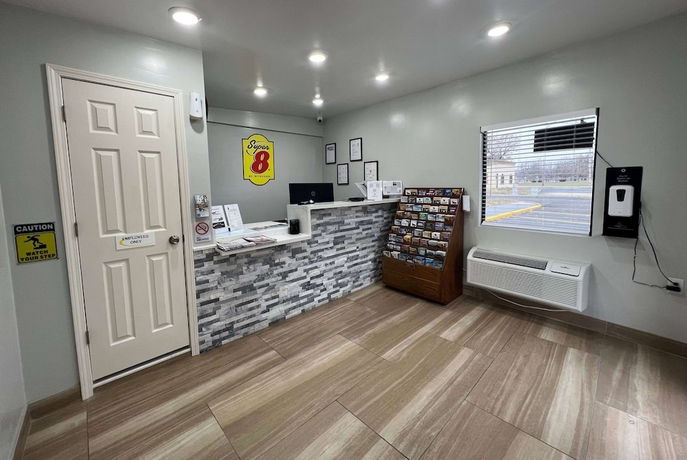 Imagen de los interiores del Hotel Super 8 by Wyndham Paducah I-24 Exit 4. Foto 18