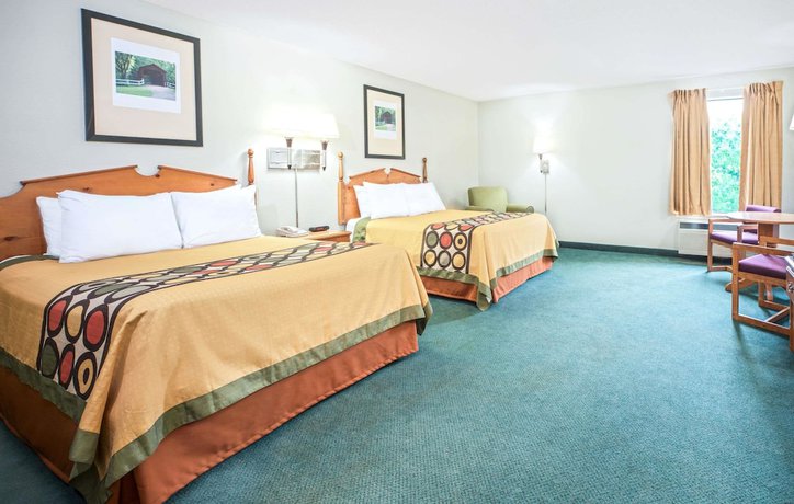 Imagen de la habitación del Hotel Super 8 by Wyndham Pevely. Foto 7