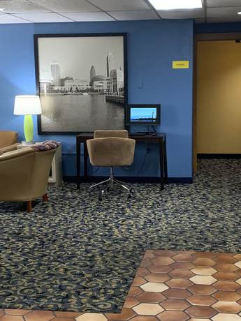 Imagen de los interiores del Hotel Super 8 by Wyndham Port Clinton. Foto 15