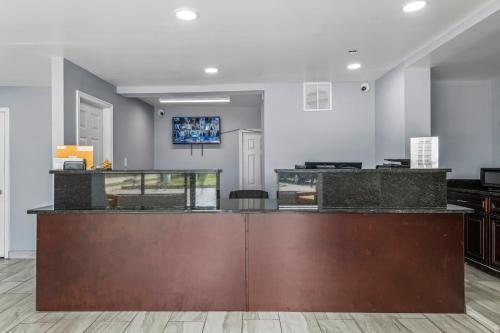Imagen general del Hotel Super 8 by Wyndham Portsmouth - Norfolk. Foto 3
