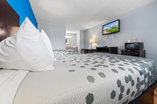 Imagen de la habitación del Hotel Super 8 by Wyndham Portsmouth - Norfolk. Foto 13