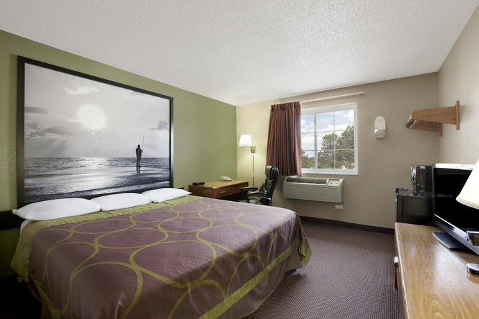 Imagen de la habitación del Hotel Super 8 by Wyndham Pulaski. Foto 6