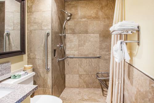 Imagen de la habitación del Hotel Super 8 by Wyndham Redlands/San Bernardino. Foto 2