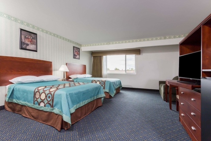 Imagen de la habitación del Hotel Super 8 by Wyndham Sacramento North. Foto 16