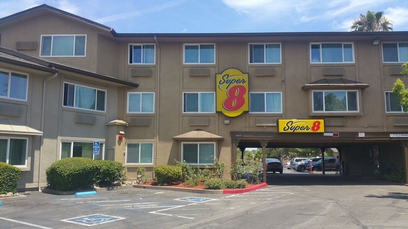 Imagen general del Hotel Super 8 by Wyndham Sacramento North. Foto 3