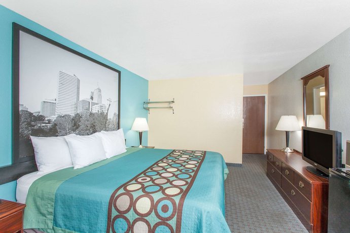 Imagen de la habitación del Hotel Super 8 by Wyndham Sallisaw. Foto 10