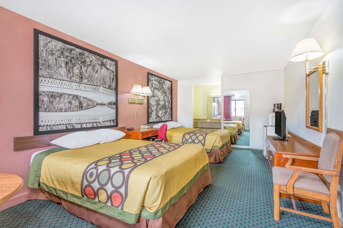 Imagen de la habitación del Hotel Super 8 by Wyndham Santee. Foto 10