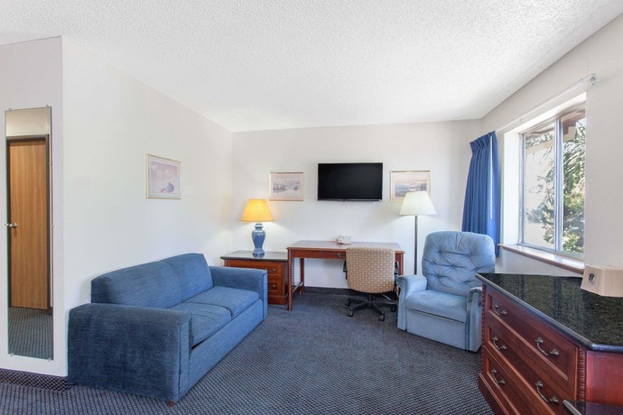Imagen de la habitación del Hotel Super 8 by Wyndham Selma/Fresno Area. Foto 9