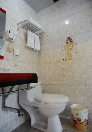 Imagen de la habitación del Hotel Super 8 by Wyndham Shanghai Pudong Airport ChenYangLu. Foto 9