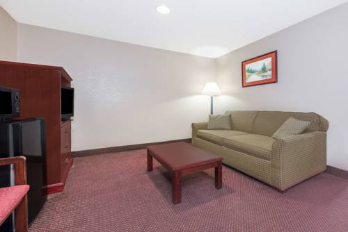 Imagen de la habitación del Hotel Super 8 by Wyndham Shepherdsville/Louisville South I65. Foto 8
