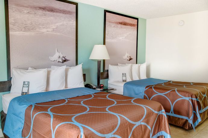 Imagen de la habitación del Hotel Super 8 by Wyndham St. Petersburg. Foto 14