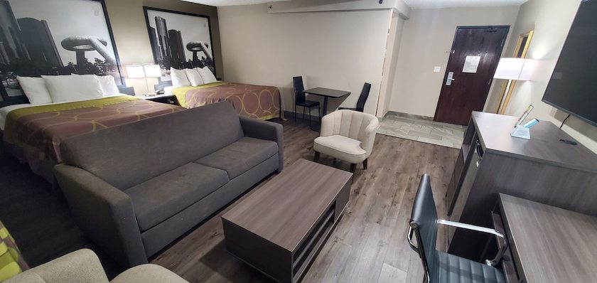 Imagen de la habitación del Hotel Super 8 by Wyndham Sterling Heights/Detroit Area. Foto 19