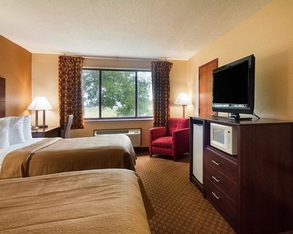 Imagen de la habitación del Hotel Super 8 by Wyndham Sturtevant Racine. Foto 5
