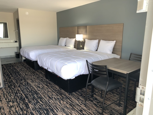 Imagen de la habitación del Hotel Super 8 by Wyndham Sulphur South. Foto 6