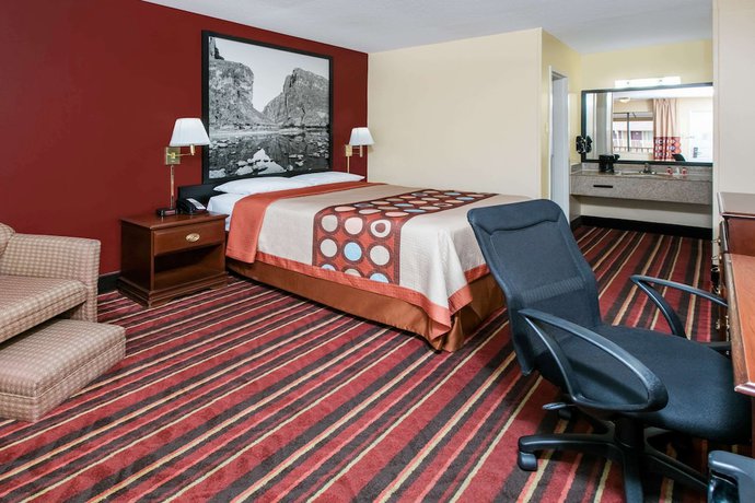 Imagen de la habitación del Hotel Super 8 by Wyndham Temple S. General Bruce. Foto 5